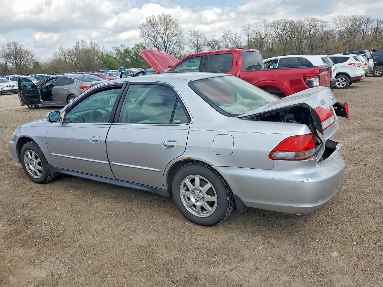 2002 HONDA ACCORD photo 3