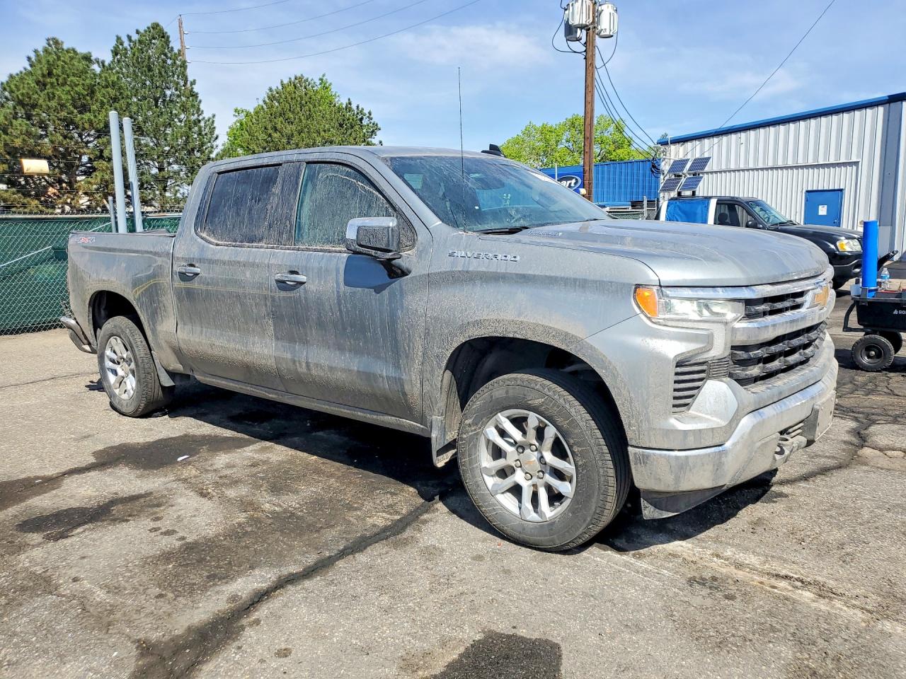2025 CHEVROLET SILVERADO K1500 LT-L photo 4