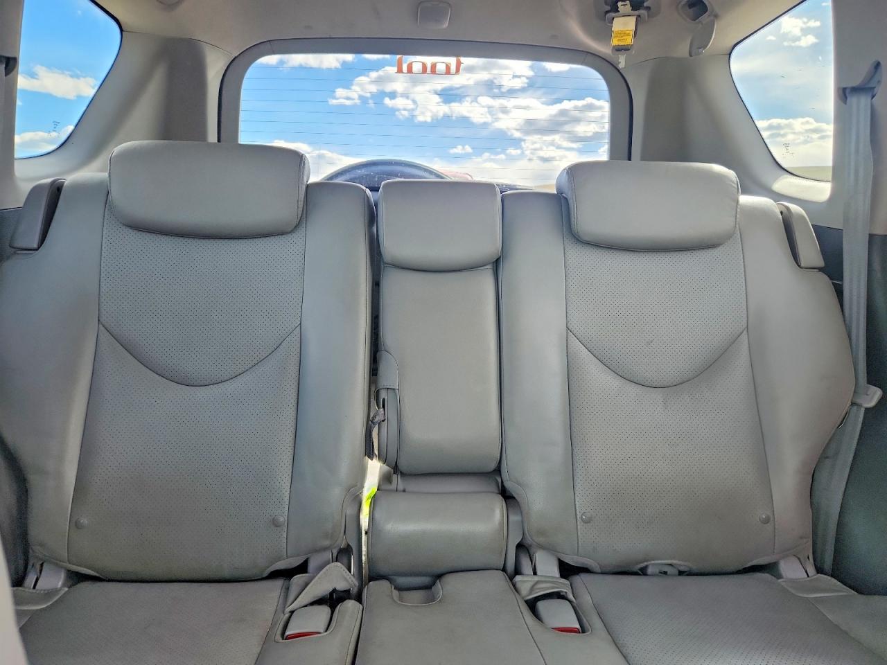 2011 TOYOTA RAV4 LIMITED photo 28