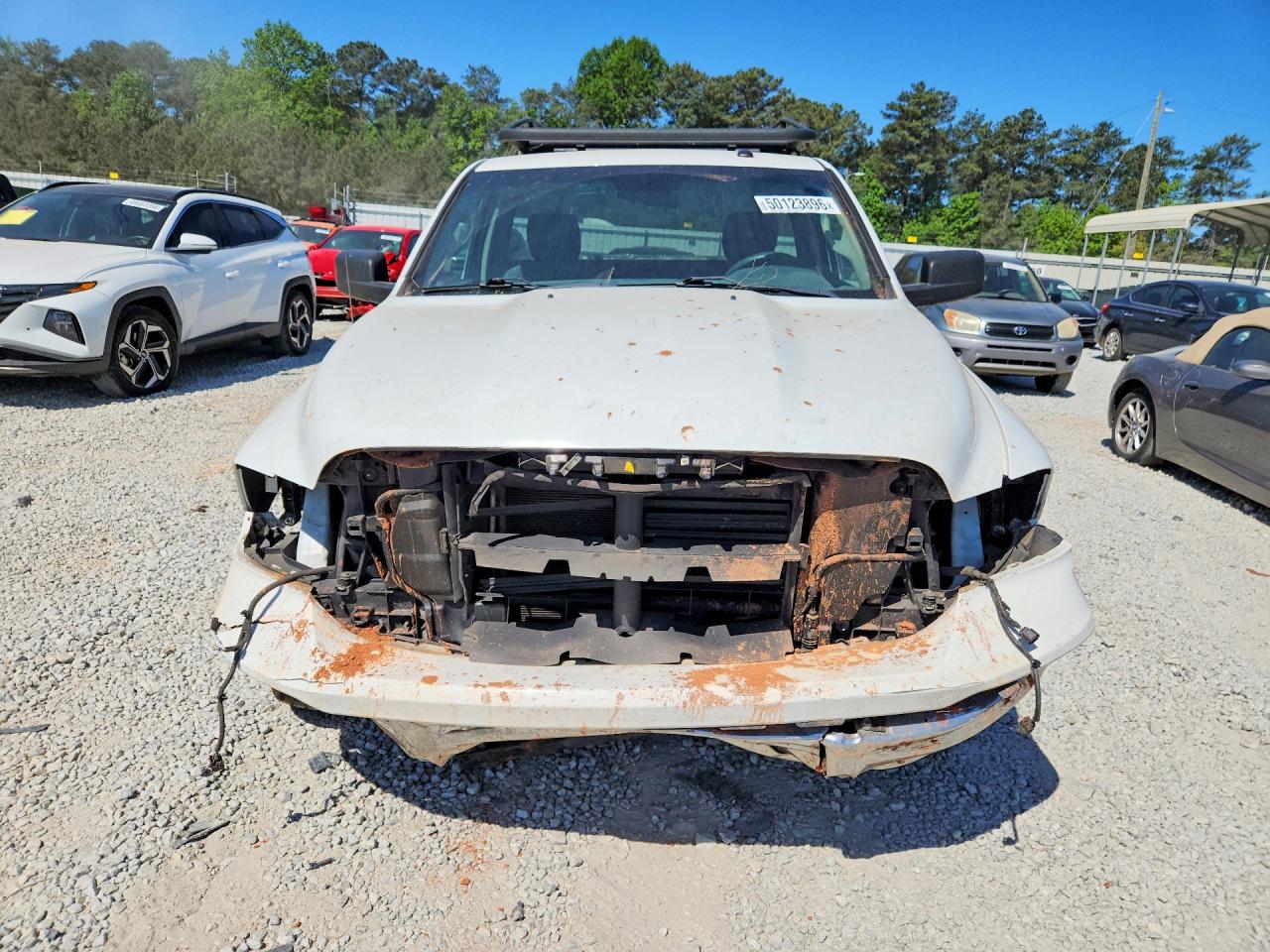 2022 RAM 1500 CLASSIC TRADESMAN photo 9