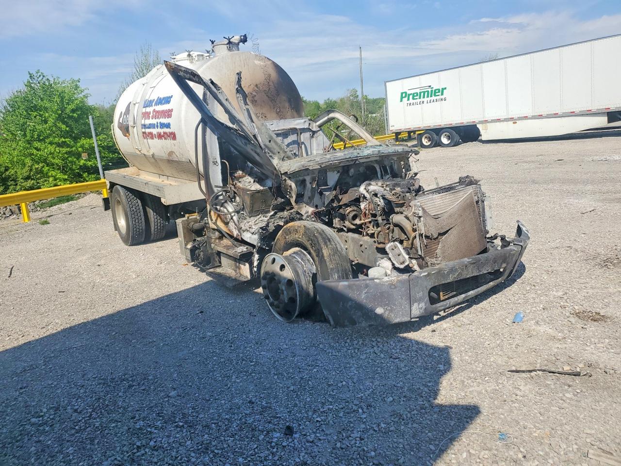 2017 FREIGHTLINER BUSINESS CLASS M2 SEPTIC TRUCK photo 7