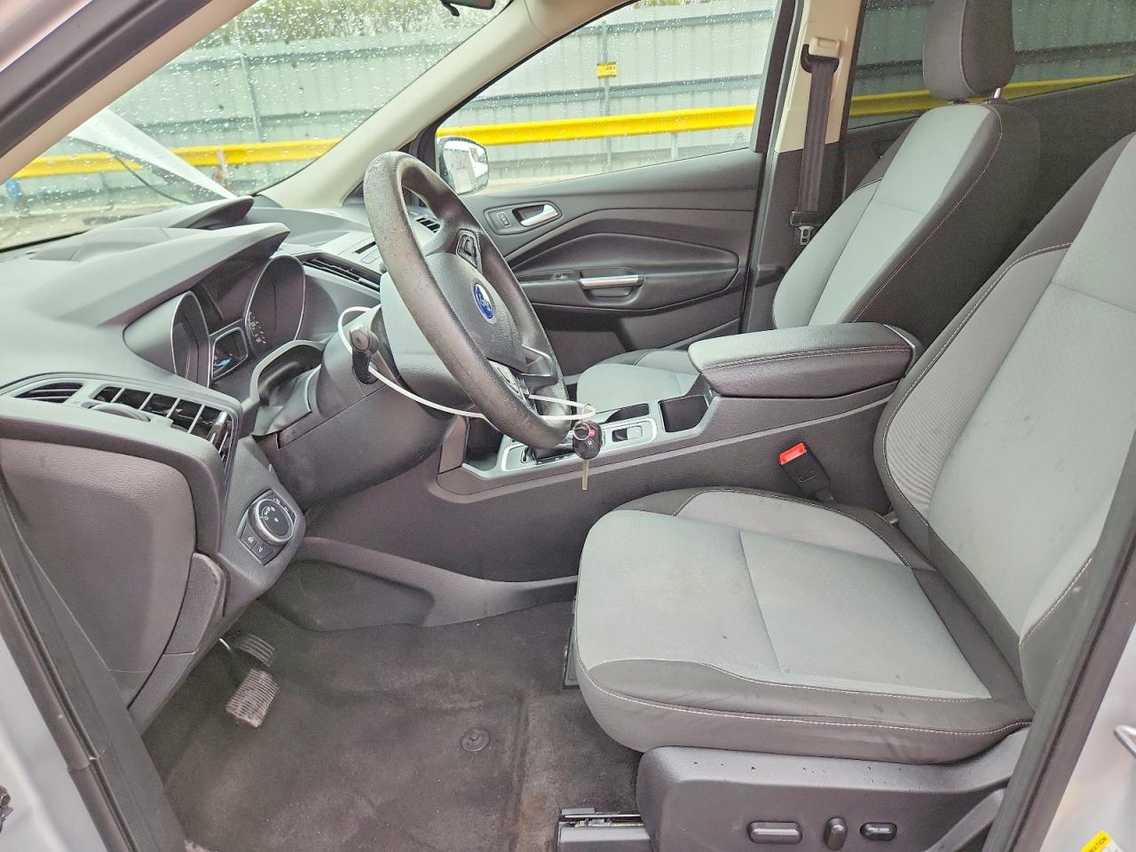 2018 FORD ESCAPE SE photo 19