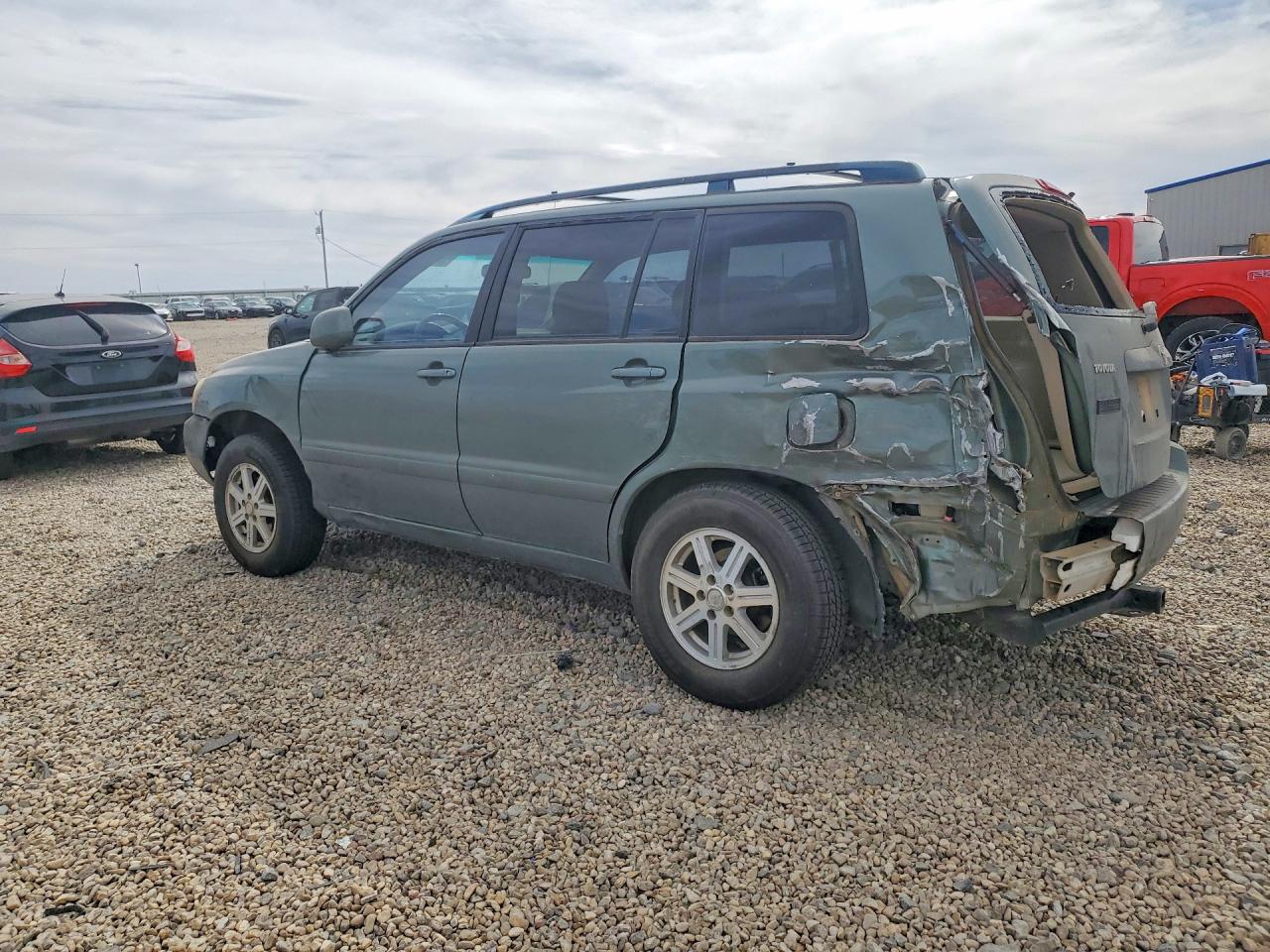 2004 TOYOTA HIGHLANDER BASE photo 3