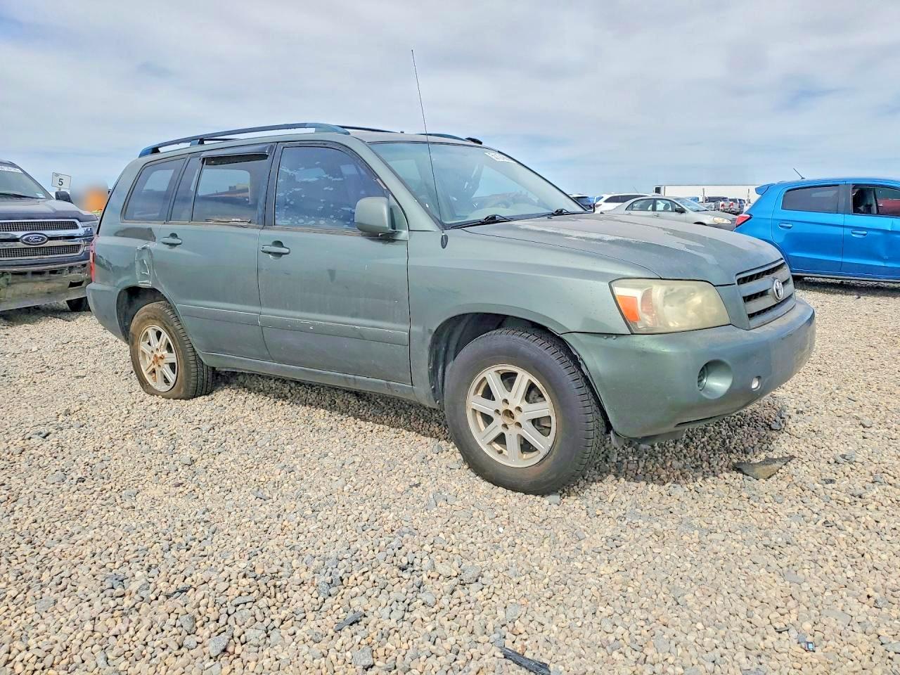 2004 TOYOTA HIGHLANDER BASE photo 7