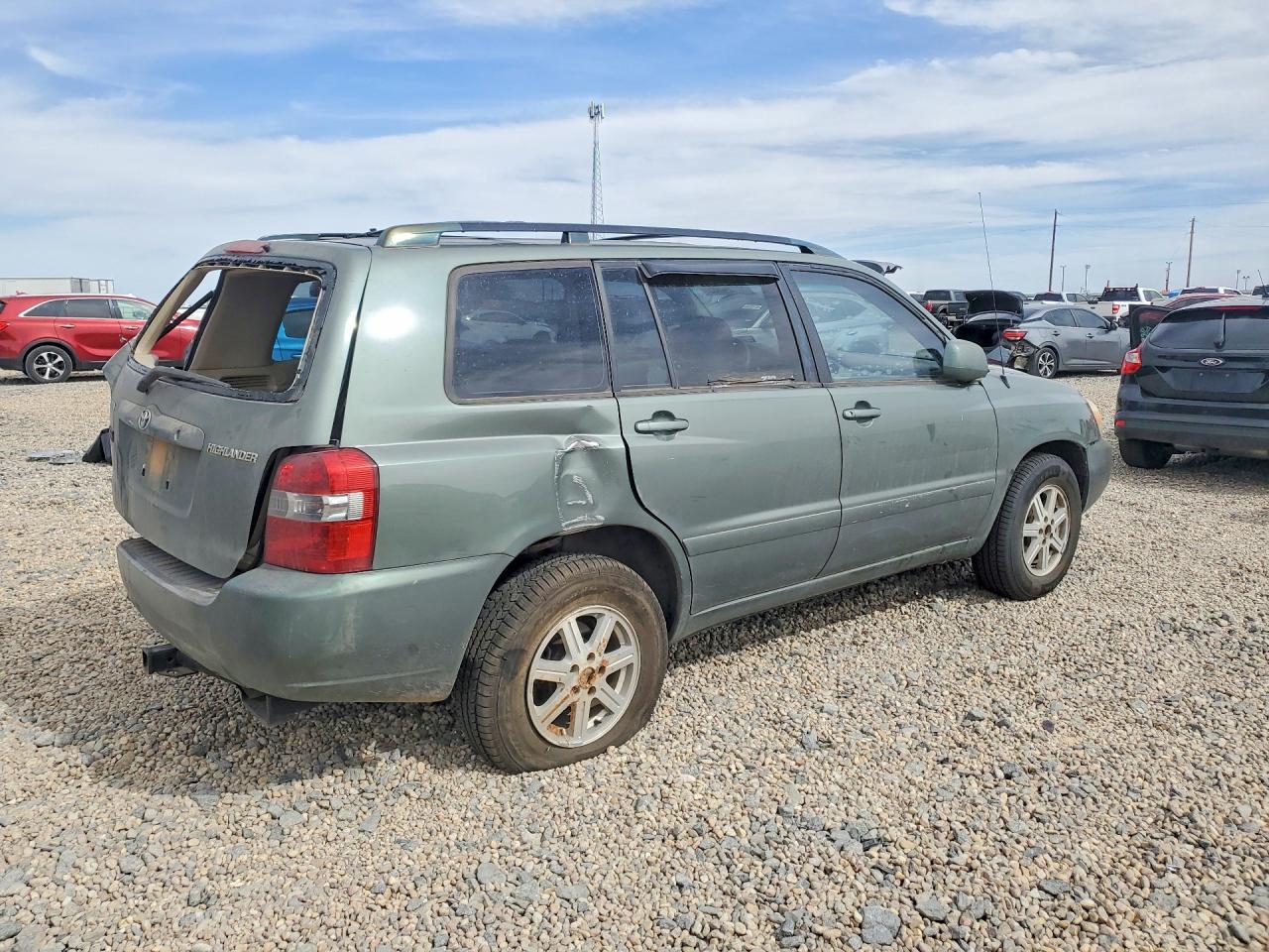2004 TOYOTA HIGHLANDER BASE photo 5