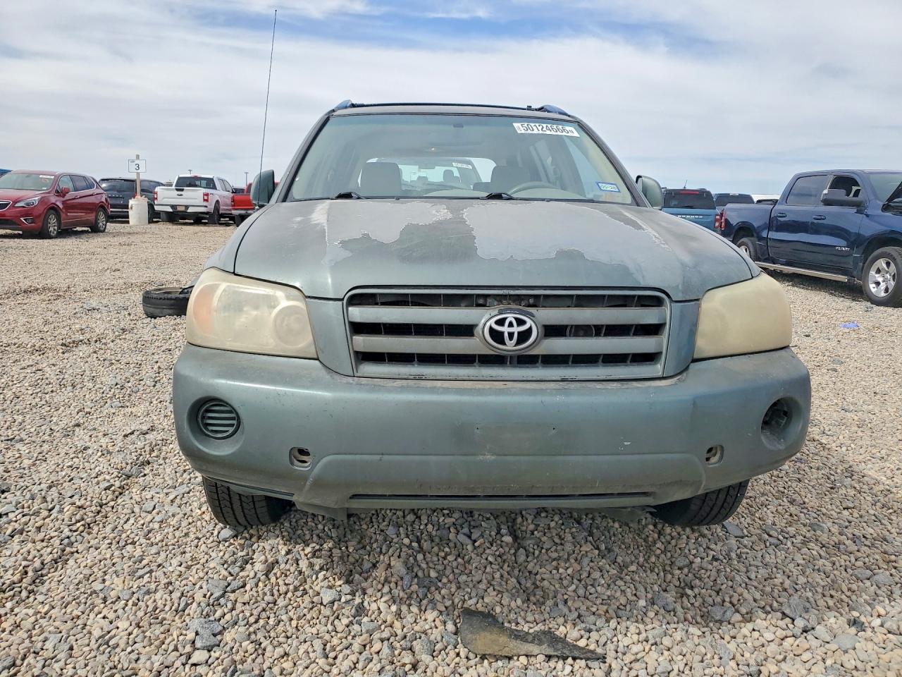 2004 TOYOTA HIGHLANDER BASE photo 9