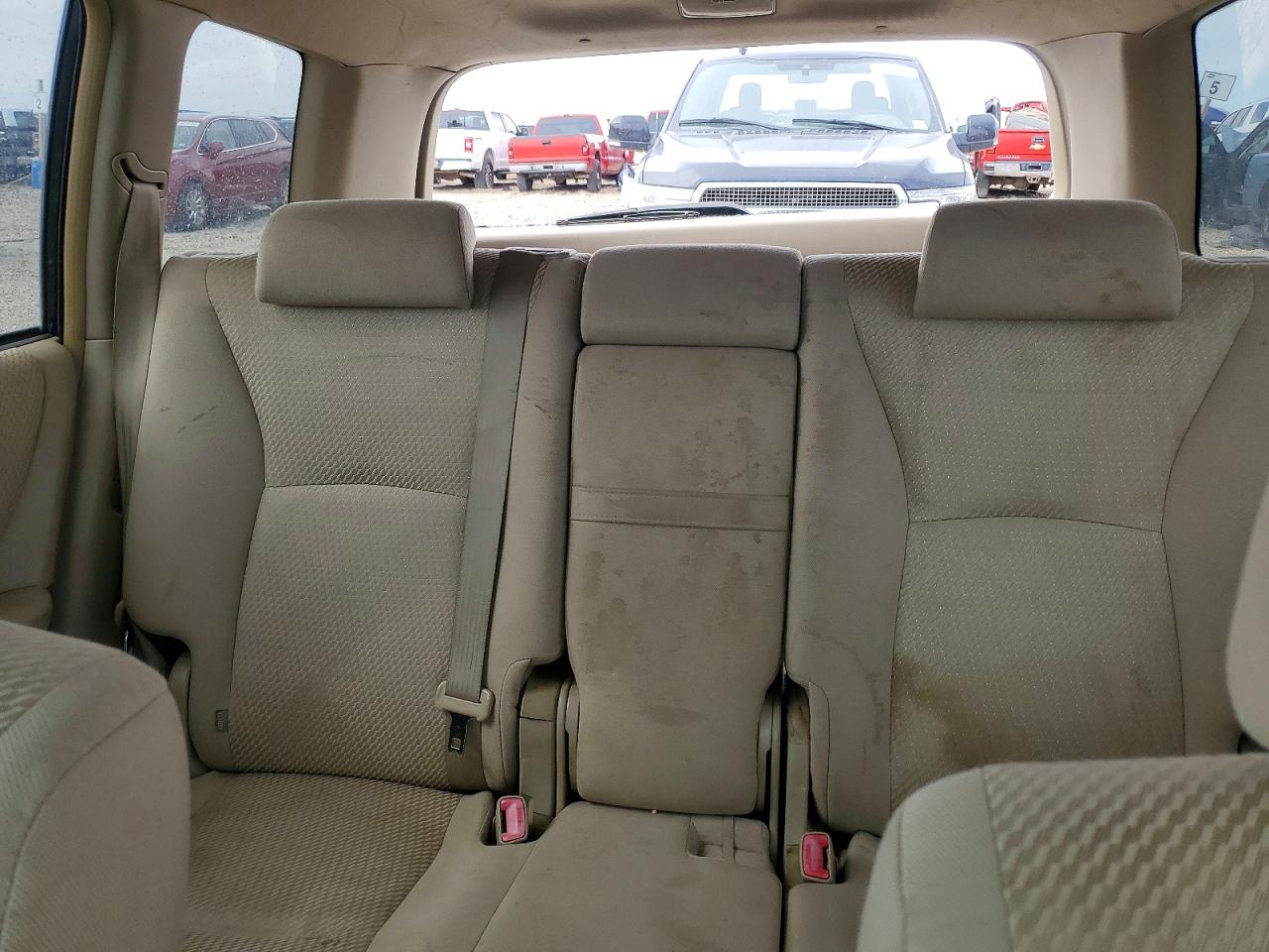 2004 TOYOTA HIGHLANDER BASE photo 19