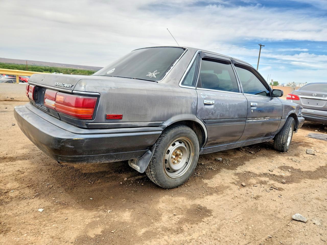 1991 TOYOTA CAMRY BASE photo 5