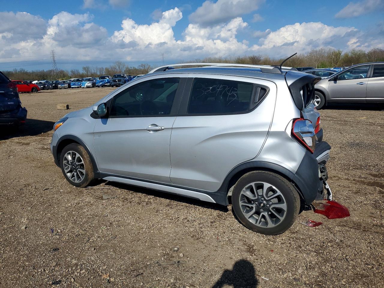 2019 CHEVROLET SPARK ACTIV photo 2