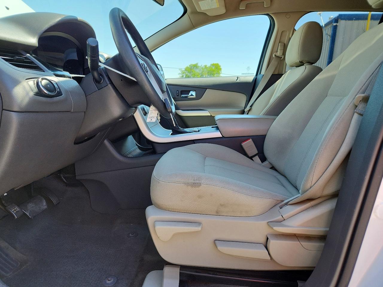 2014 FORD EDGE SE photo 19