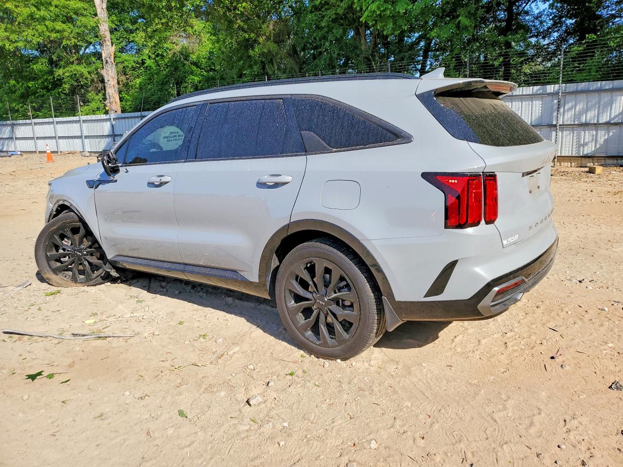 2022 KIA SORENTO SX photo 3
