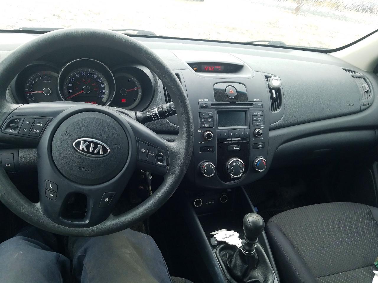 2012 KIA FORTE EX photo 22