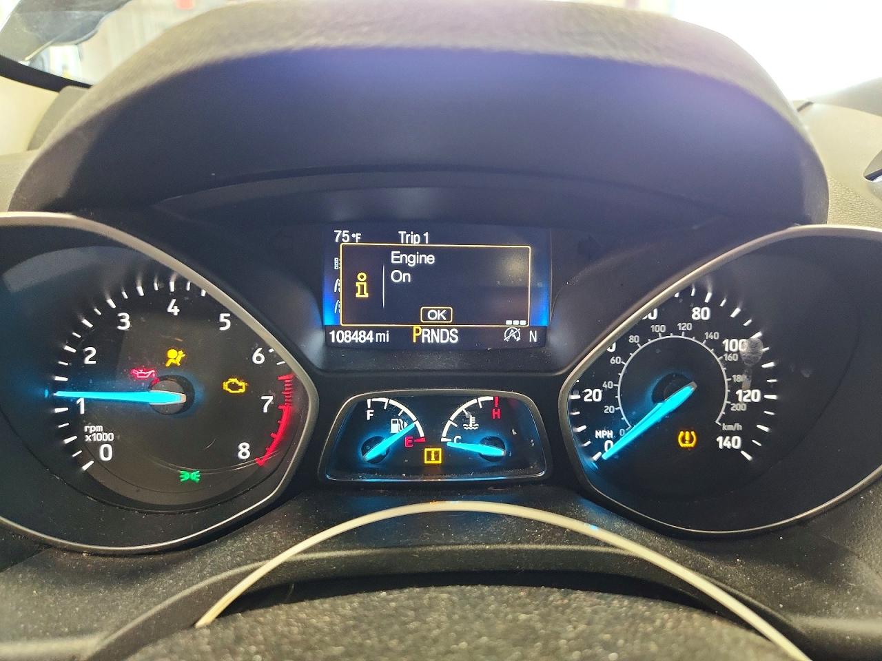 2017 FORD ESCAPE SE photo 17