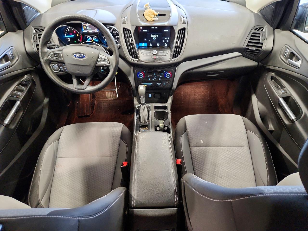 2017 FORD ESCAPE SE photo 15