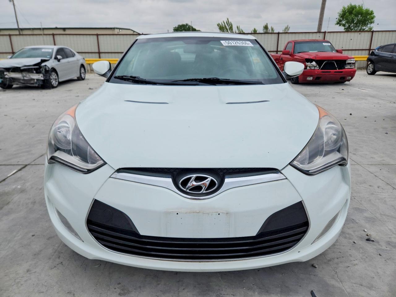 2013 HYUNDAI VELOSTER BASE photo 13