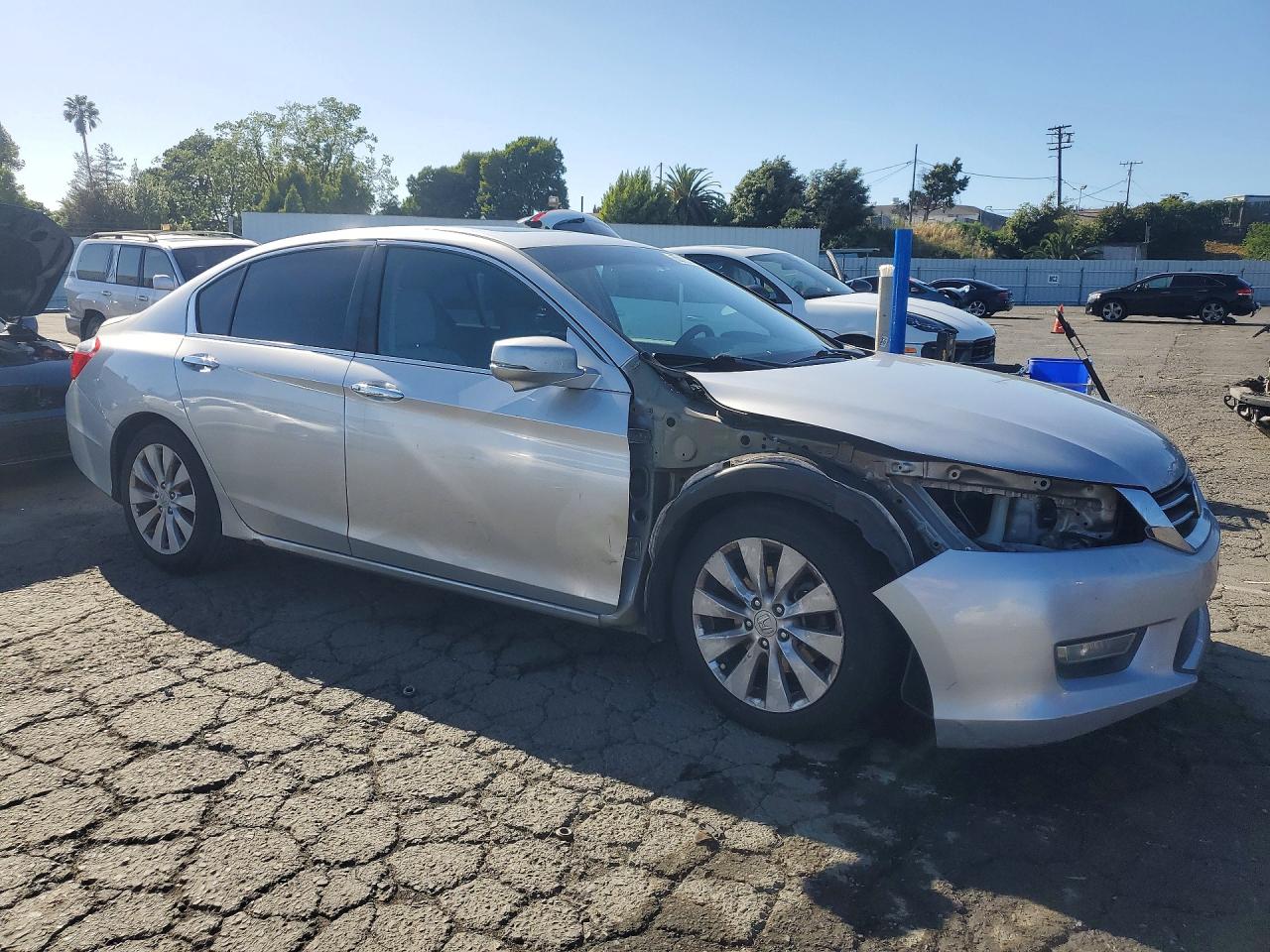 2013 HONDA ACCORD EX photo 4