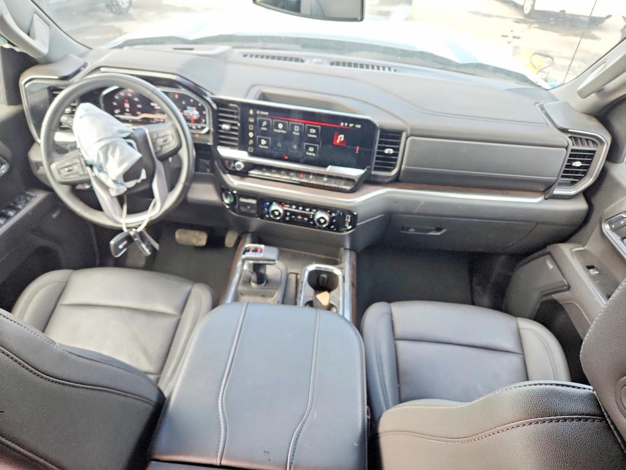 2025 GMC SIERRA C1500 SLT photo 8