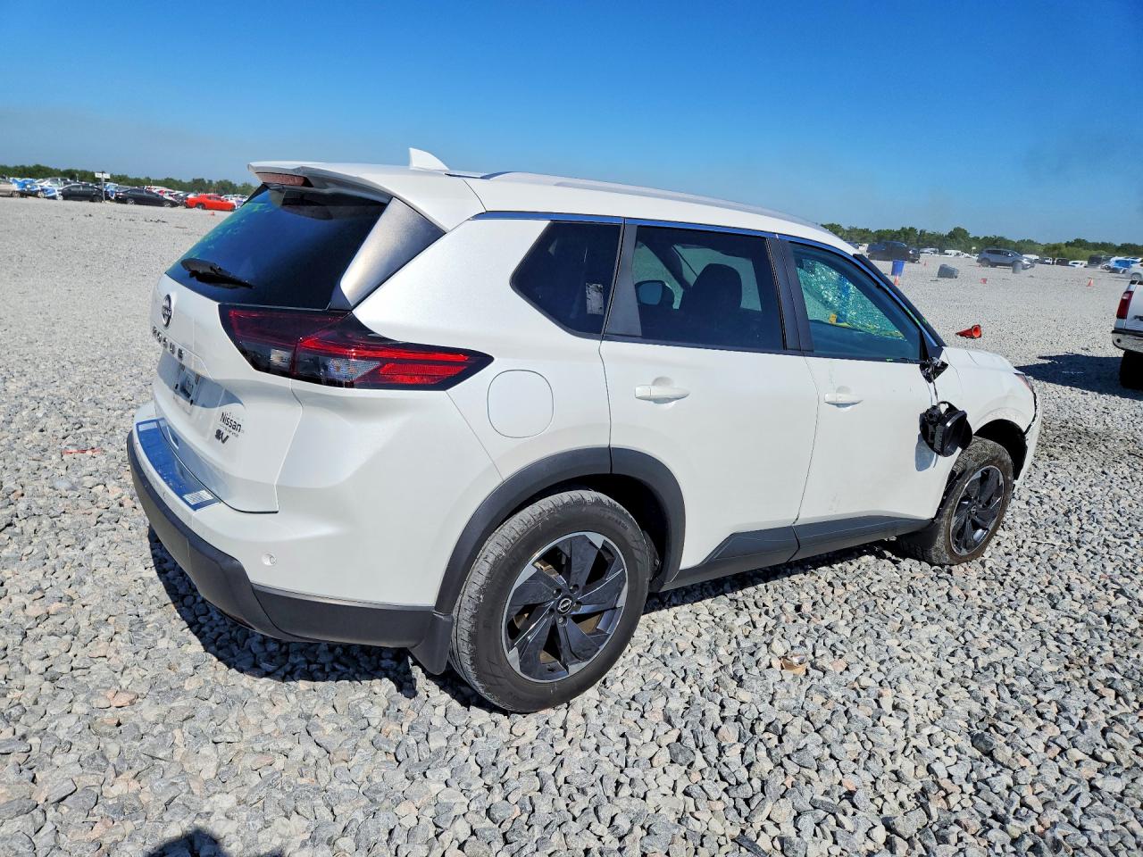 2024 NISSAN ROGUE SV photo 5