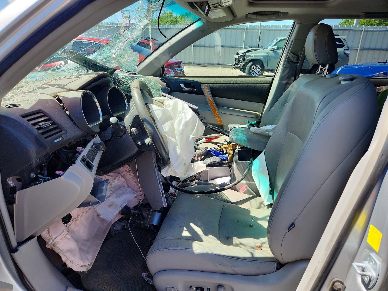 2010 TOYOTA HIGHLANDER HYBRID LIMITED photo 13