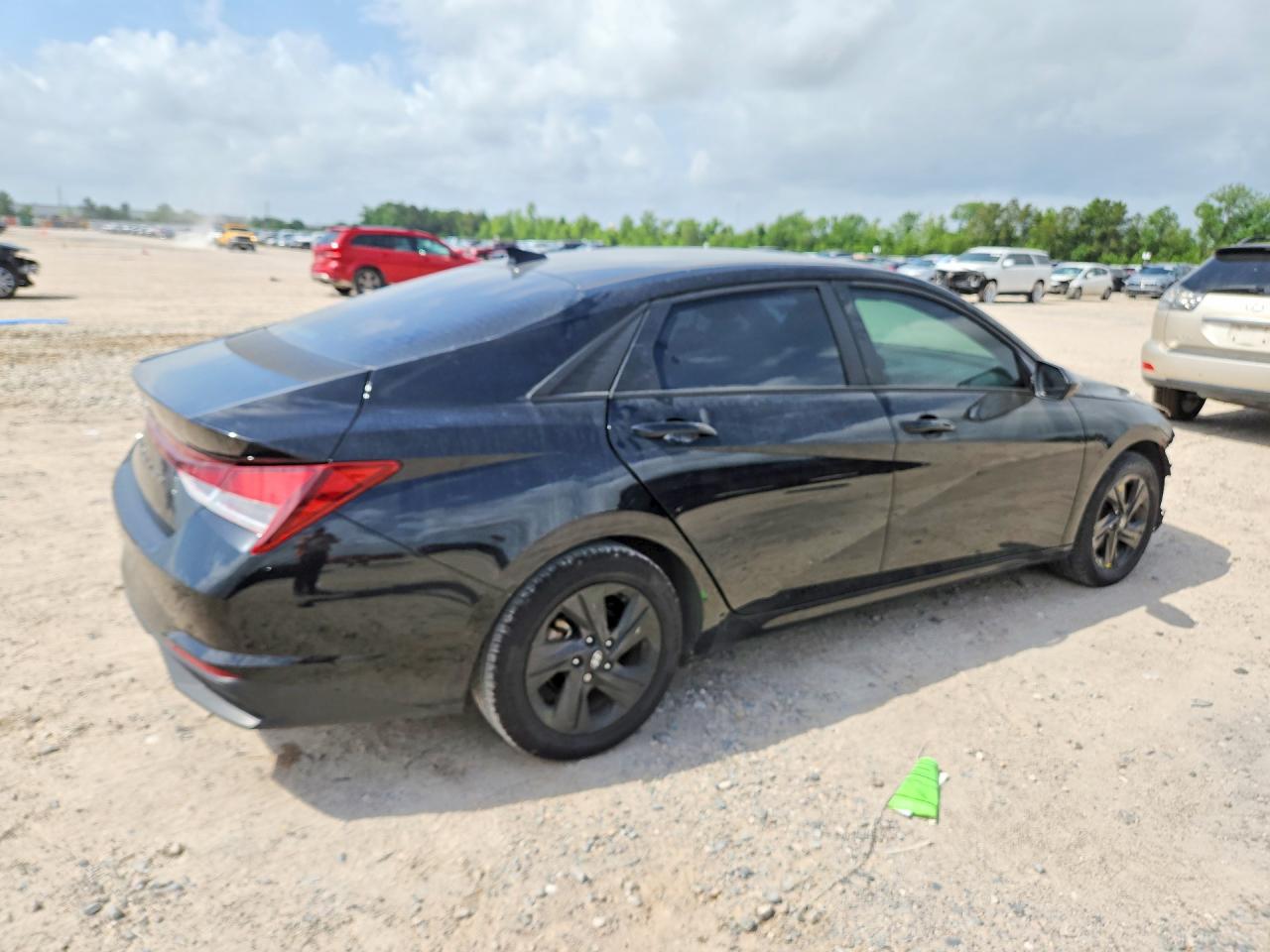 2022 HYUNDAI ELANTRA photo 5