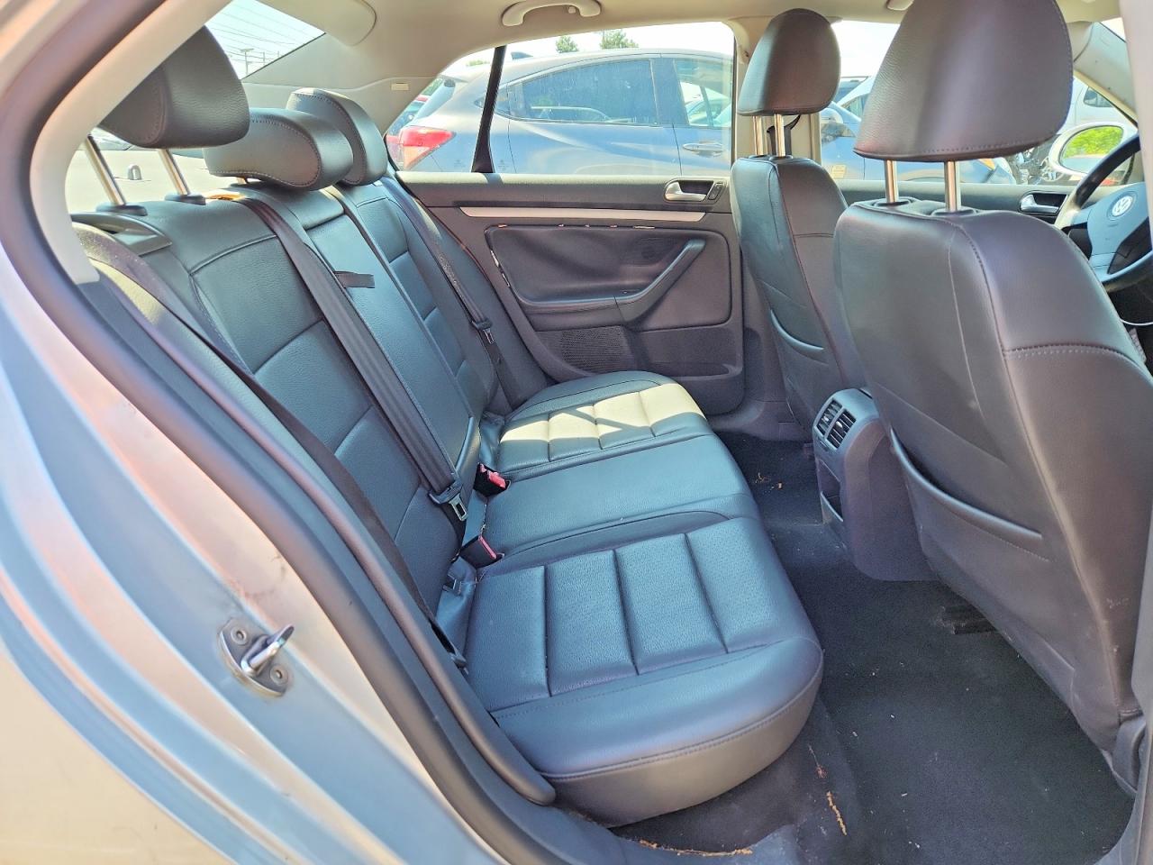 2007 VOLKSWAGEN JETTA WOLFSBURG photo 19