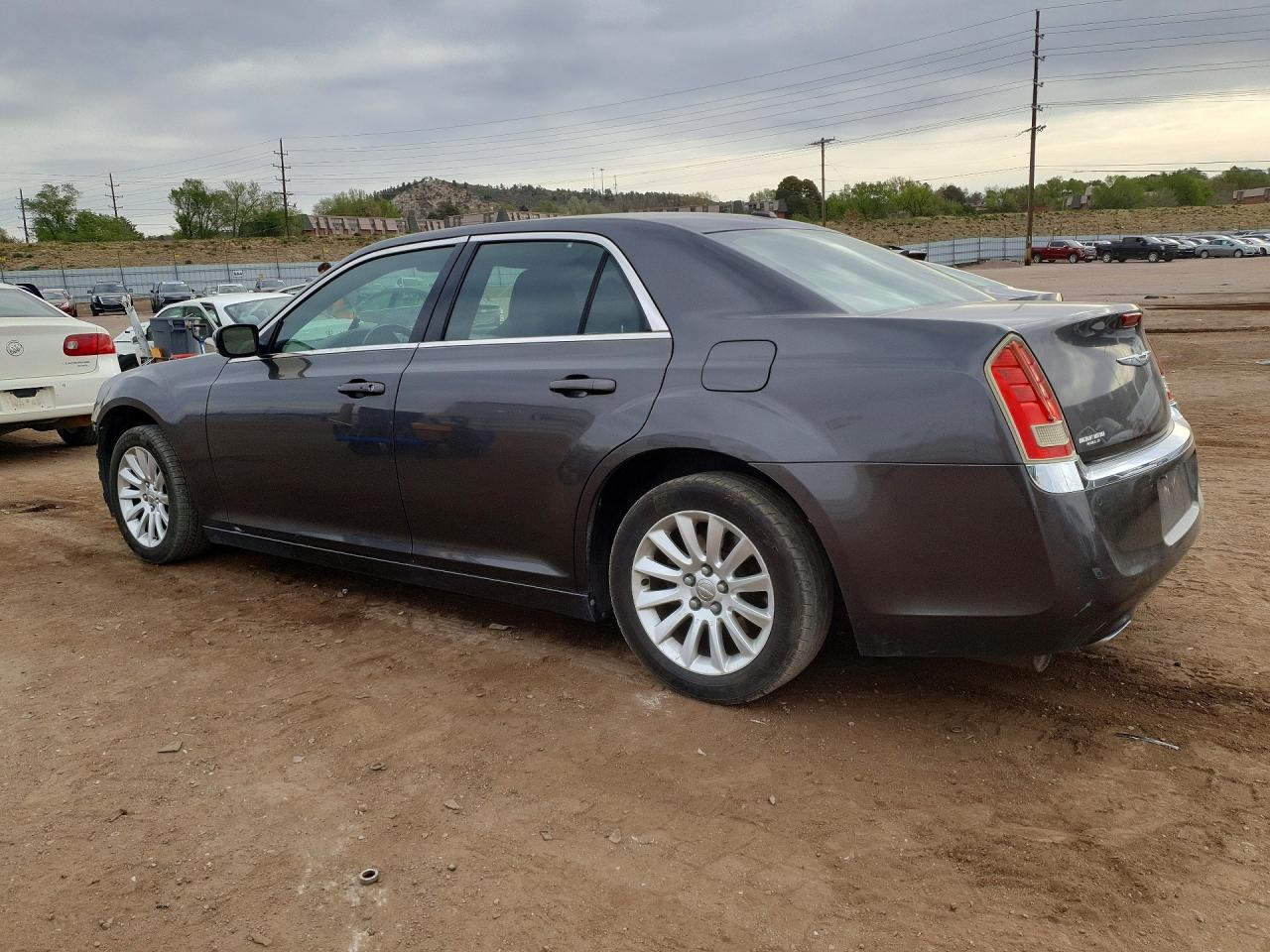2014 CHRYSLER 300 photo 4