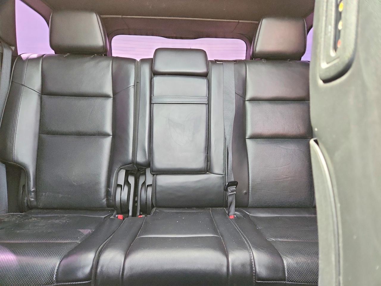 2016 JEEP GRAND CHEROKEE OVERLAND photo 28