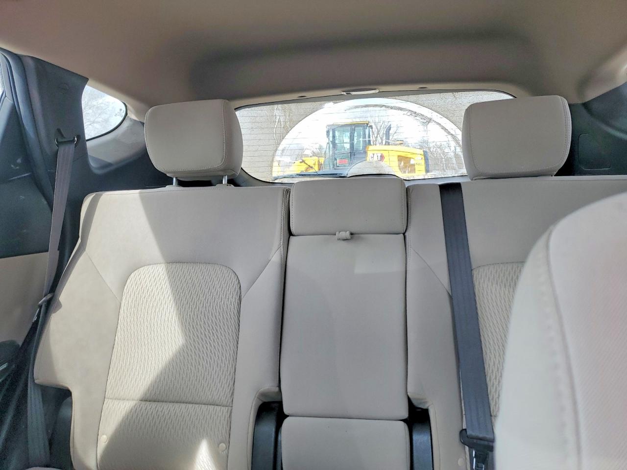 2017 HYUNDAI SANTA FE SPORT 2.4L photo 28