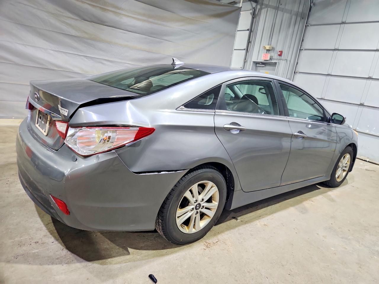 2014 HYUNDAI SONATA GLS photo 5