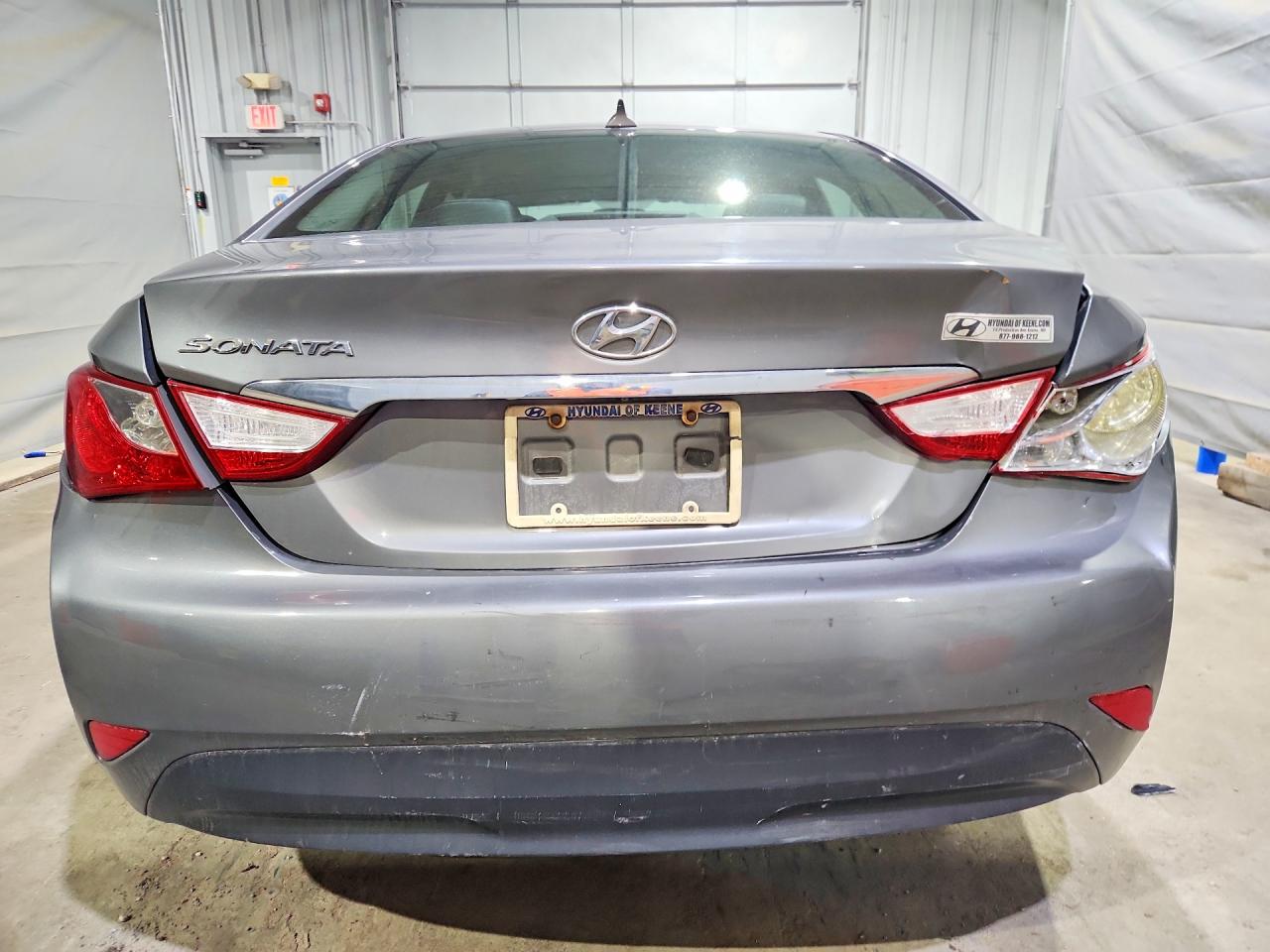 2014 HYUNDAI SONATA GLS photo 11