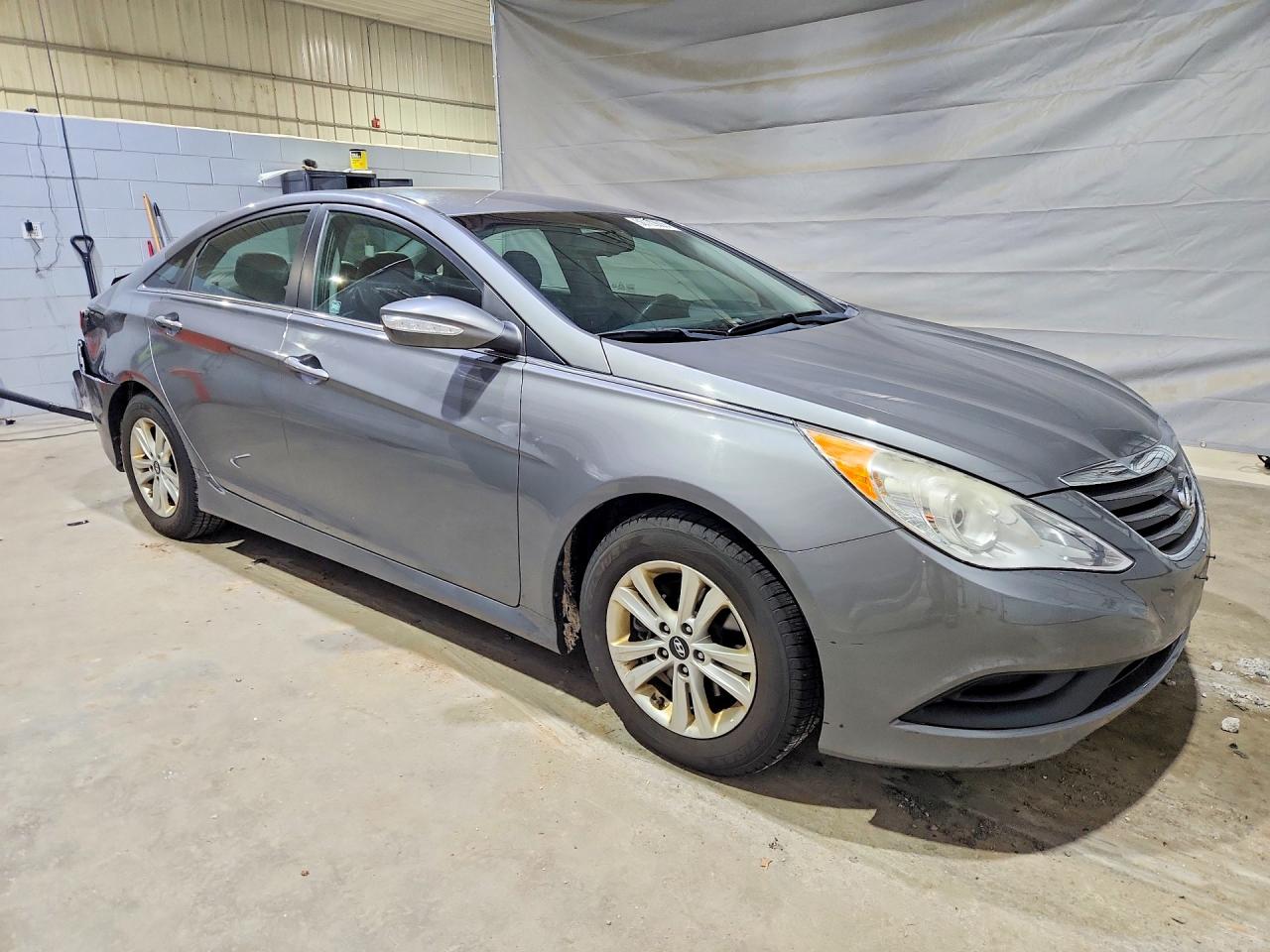 2014 HYUNDAI SONATA GLS photo 7