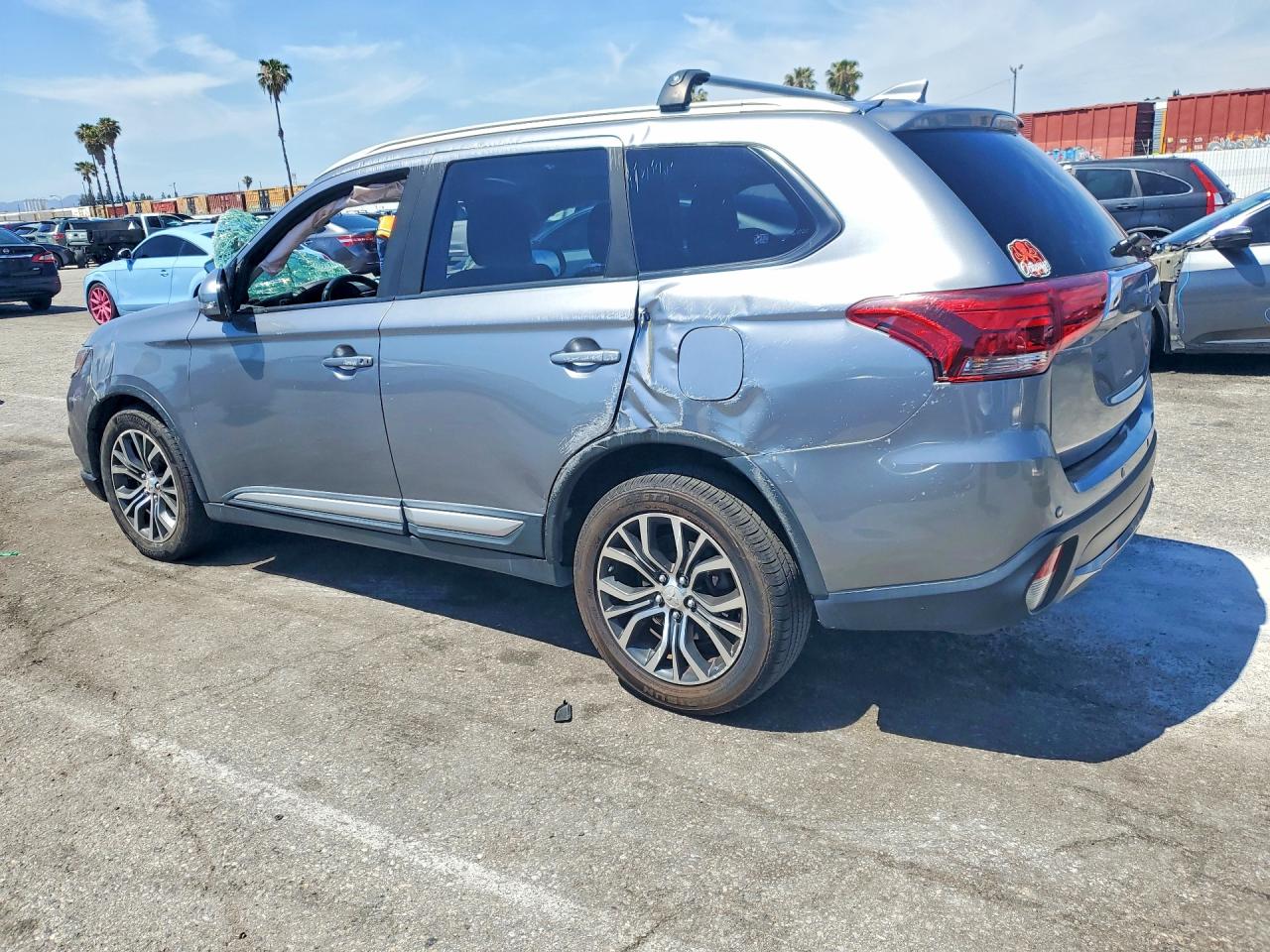 2017 MITSUBISHI OUTLANDER SE photo 4