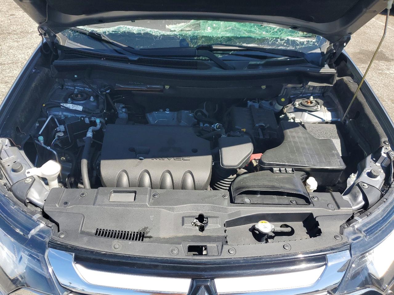 2017 MITSUBISHI OUTLANDER SE photo 34
