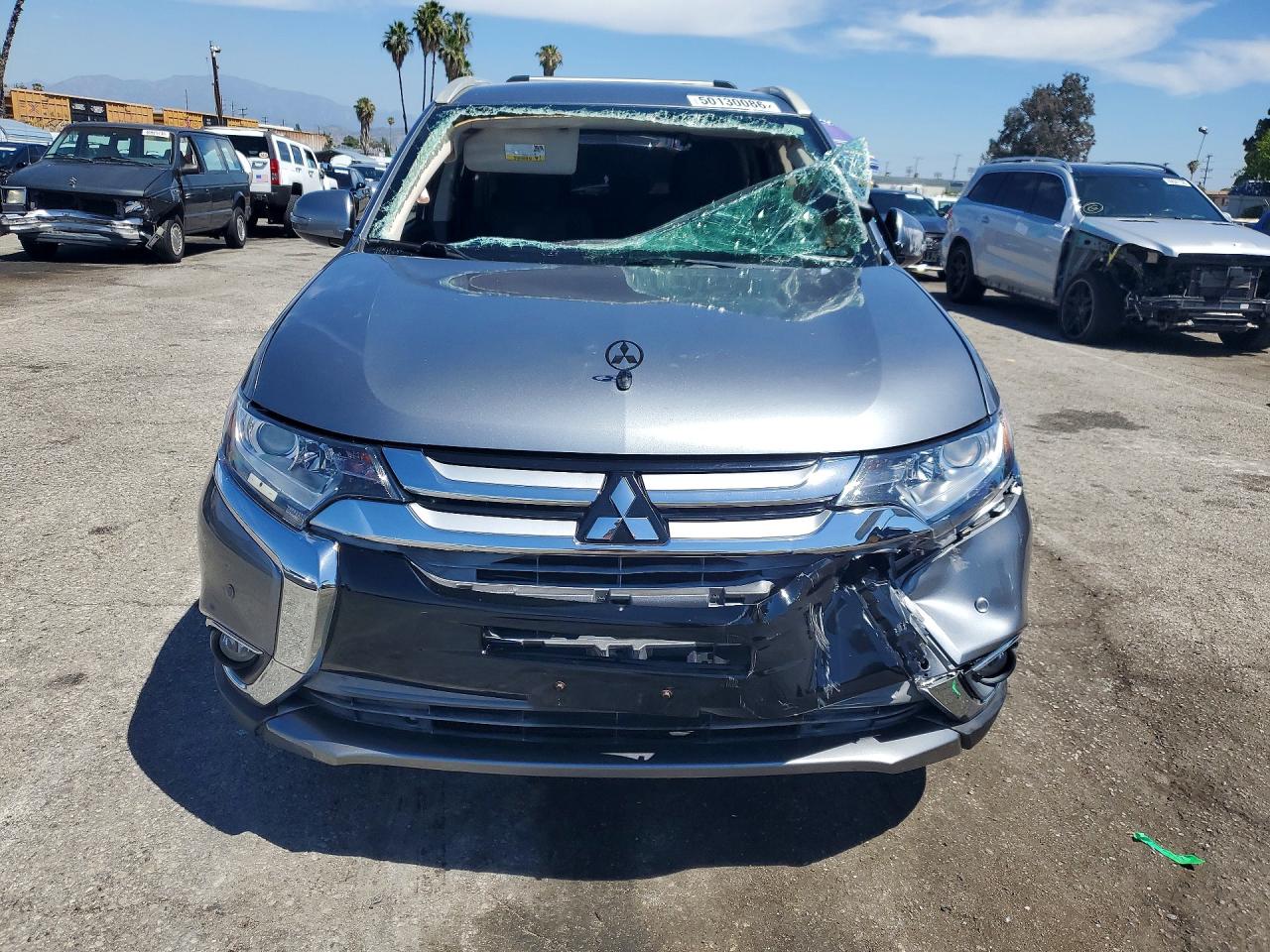 2017 MITSUBISHI OUTLANDER SE photo 13