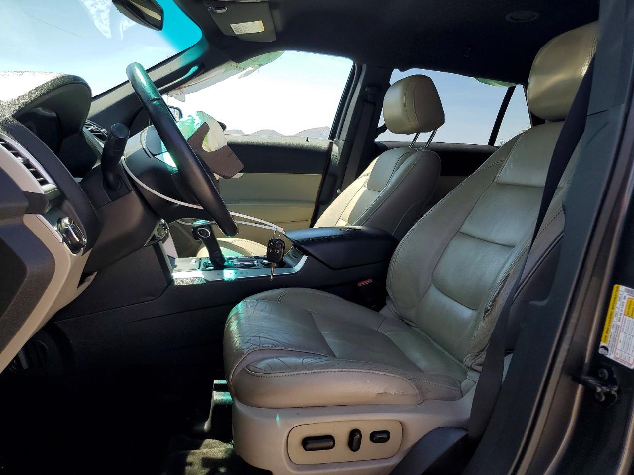 2015 FORD EXPLORER XLT photo 7