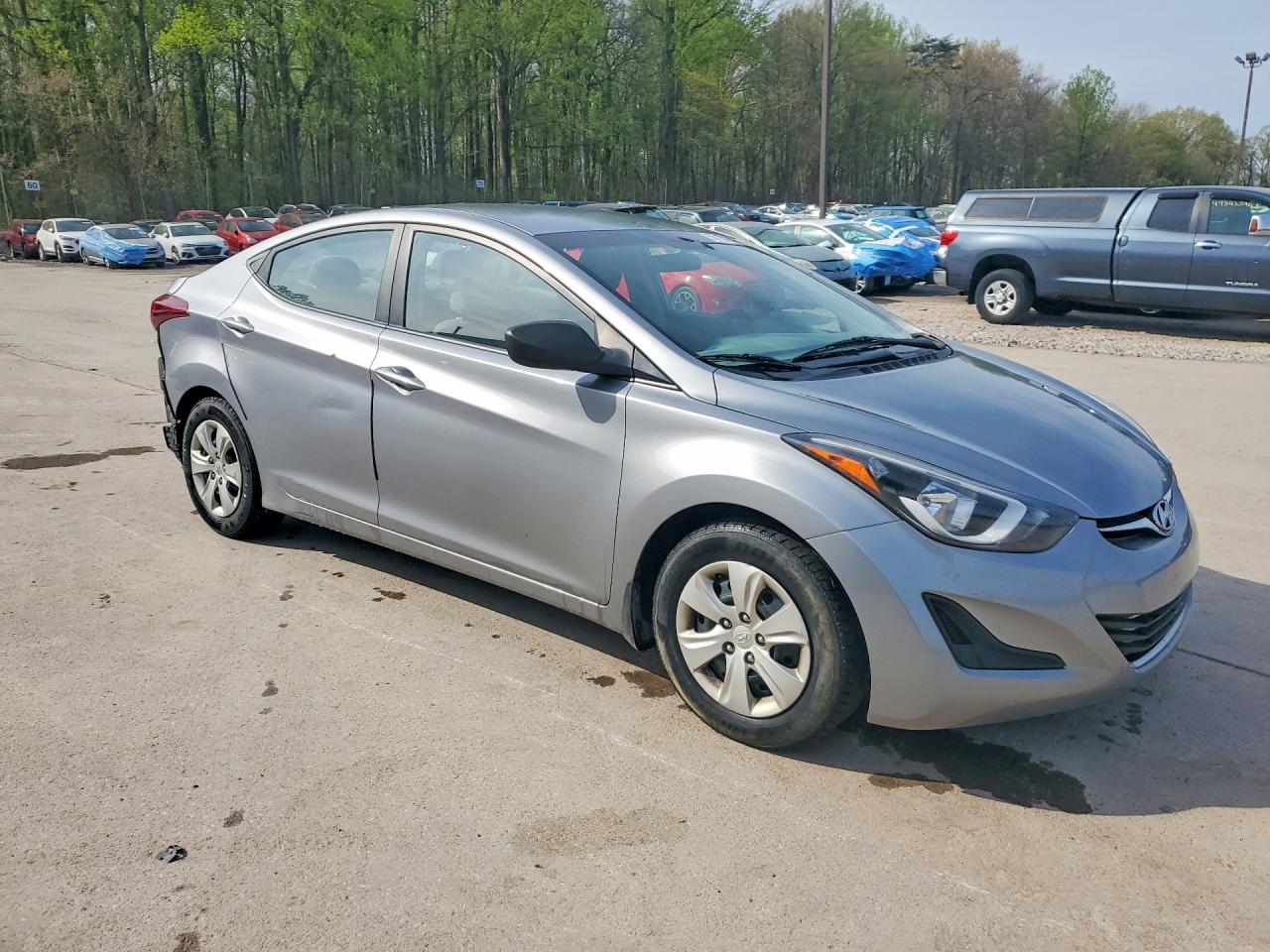 2016 HYUNDAI ELANTRA SE photo 7