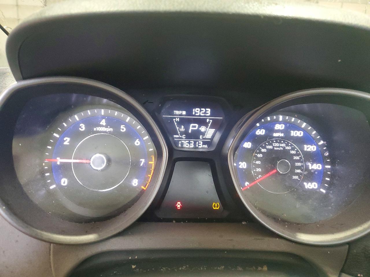 2016 HYUNDAI ELANTRA SE photo 17