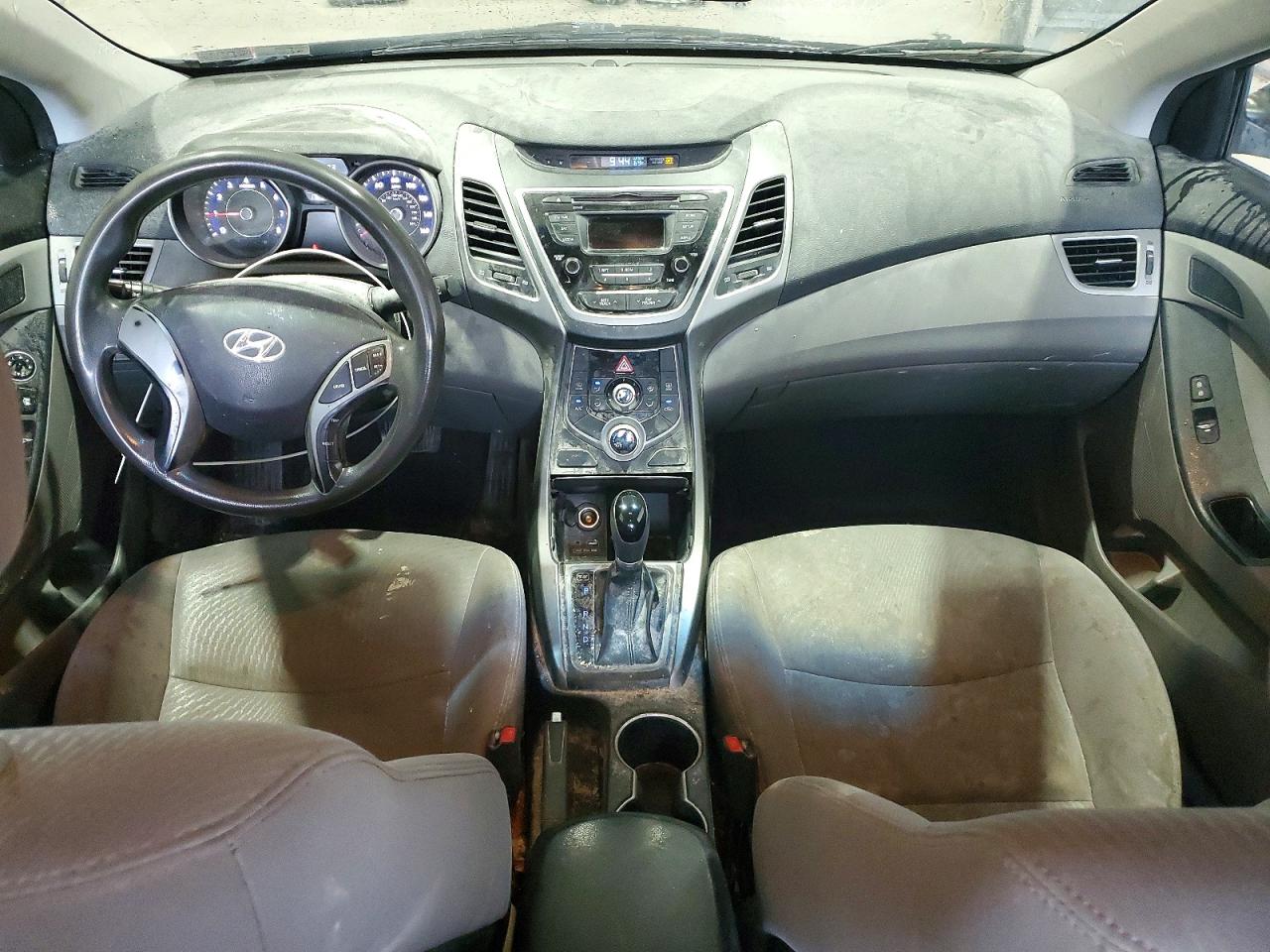 2016 HYUNDAI ELANTRA SE photo 15