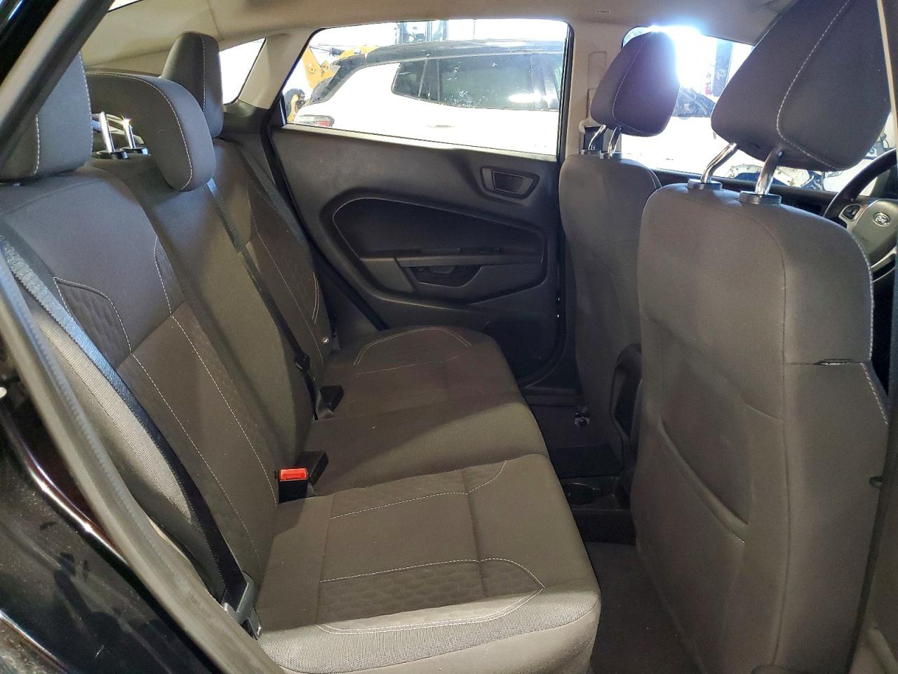 2019 FORD FIESTA SE photo 19