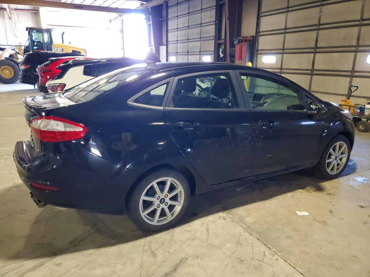 2019 FORD FIESTA SE photo 5