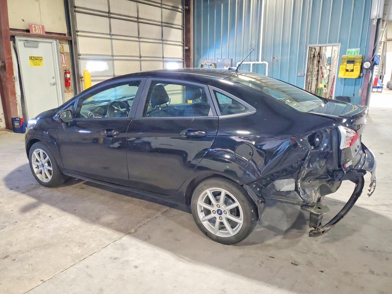 2019 FORD FIESTA SE photo 3