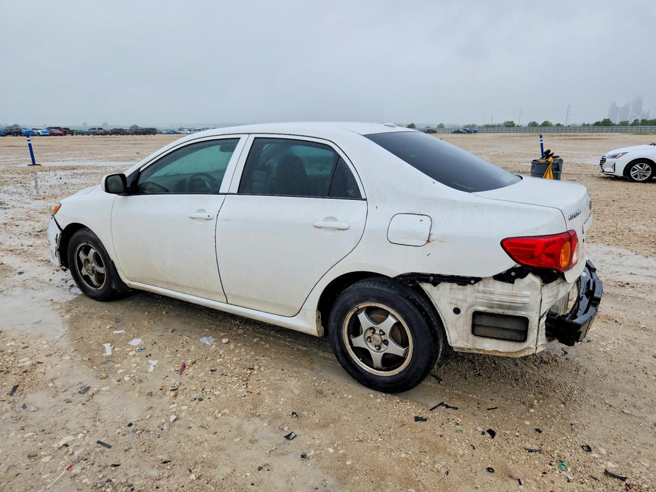 2009 TOYOTA COROLLA LE photo 3