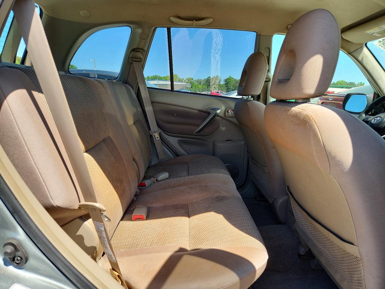 2005 TOYOTA RAV4 BASE photo 21