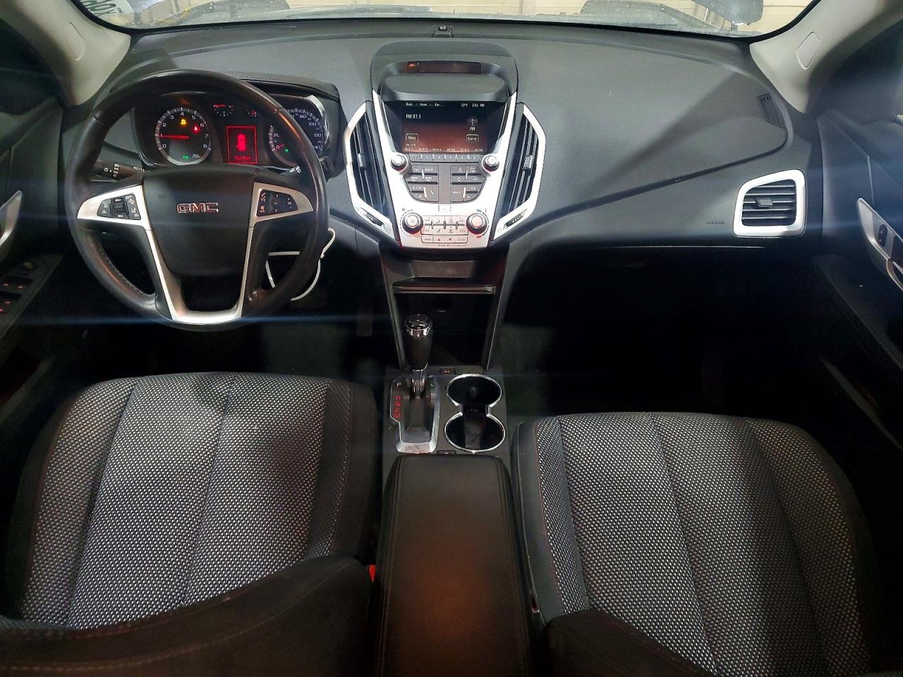 2017 GMC TERRAIN SLE photo 15