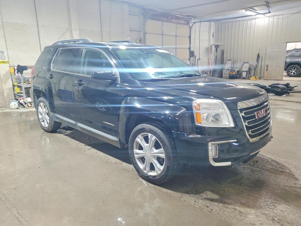 2017 GMC TERRAIN SLE photo 7
