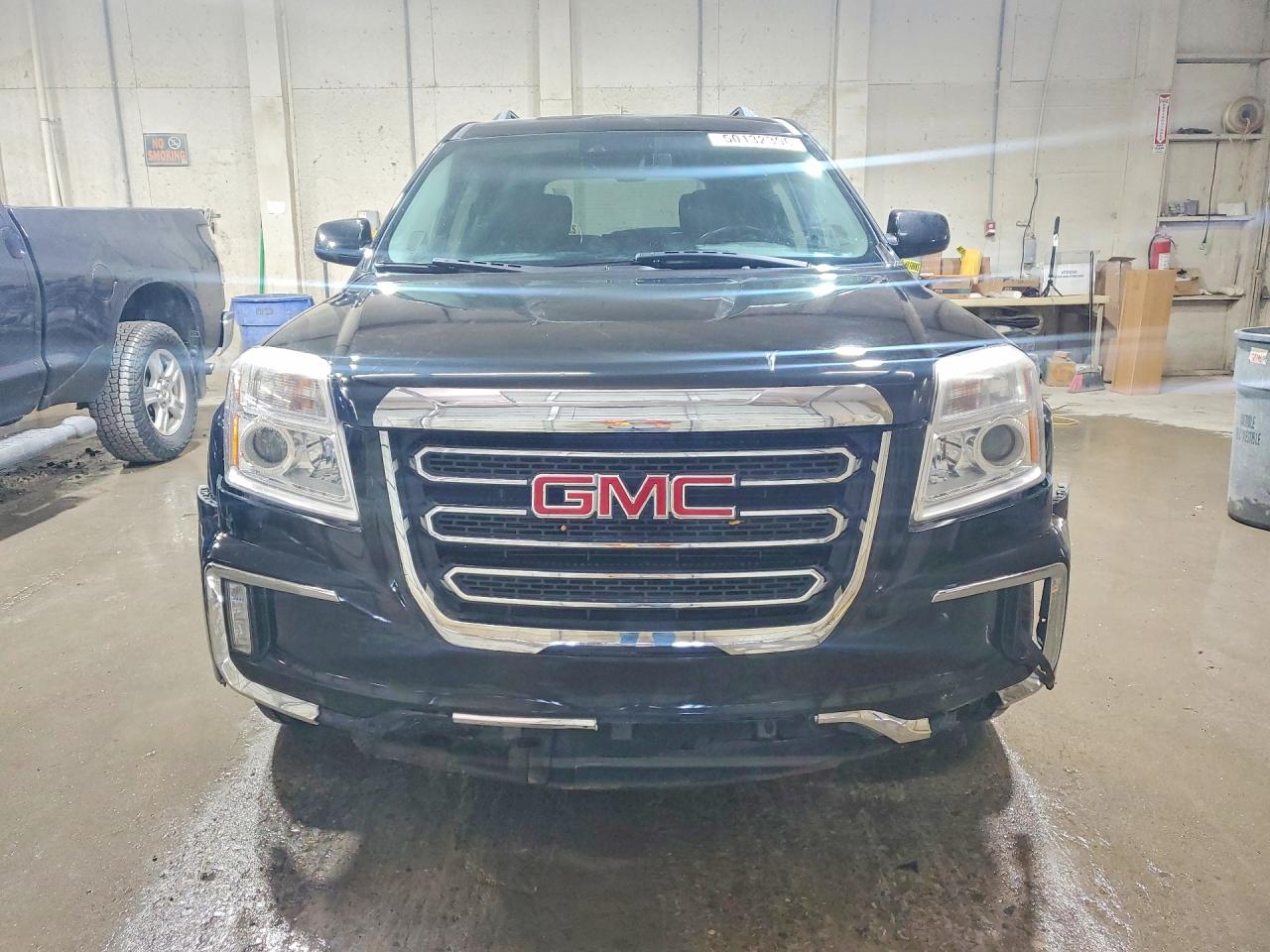 2017 GMC TERRAIN SLE photo 9