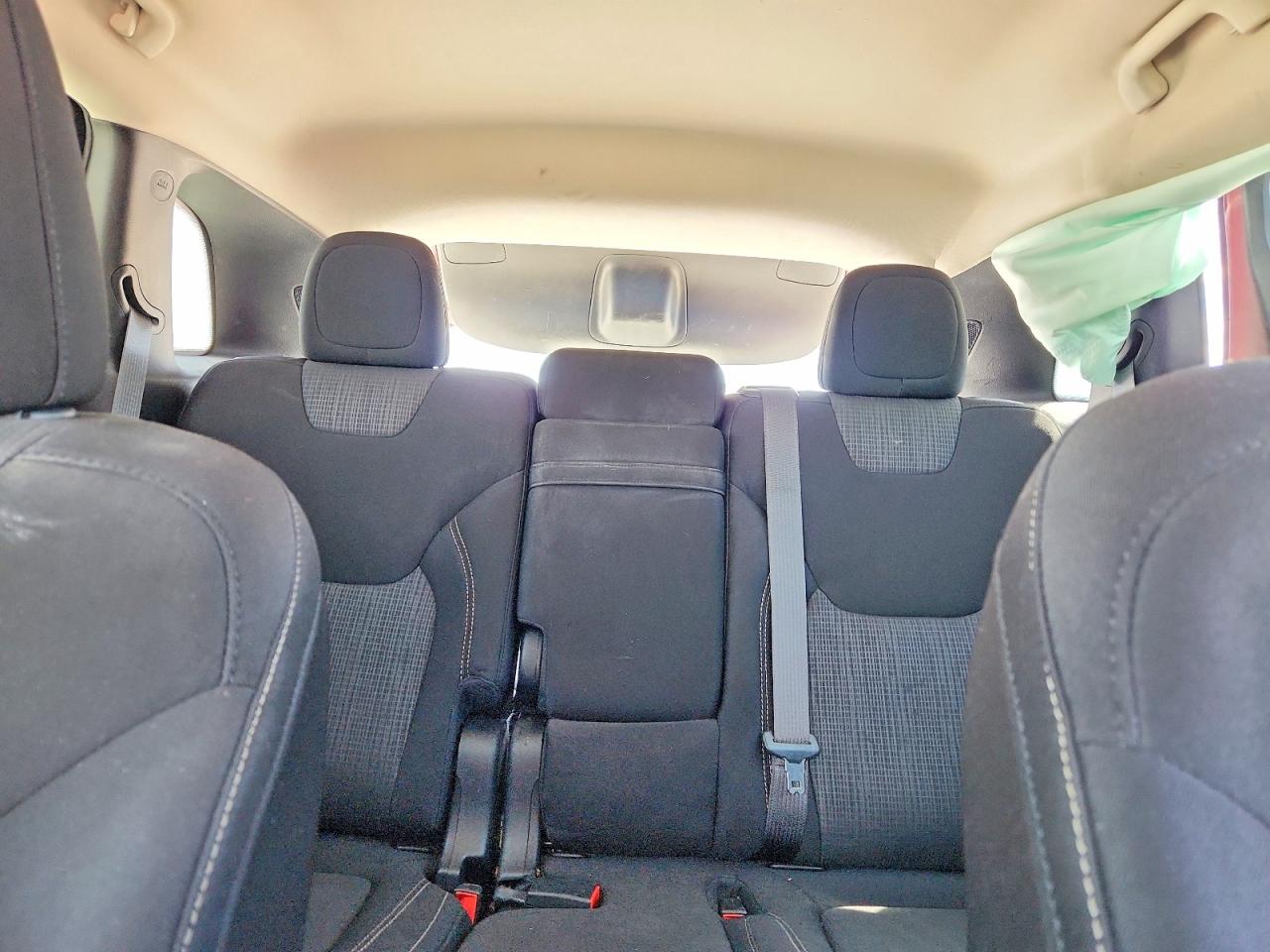 2015 JEEP CHEROKEE LATITUDE photo 19
