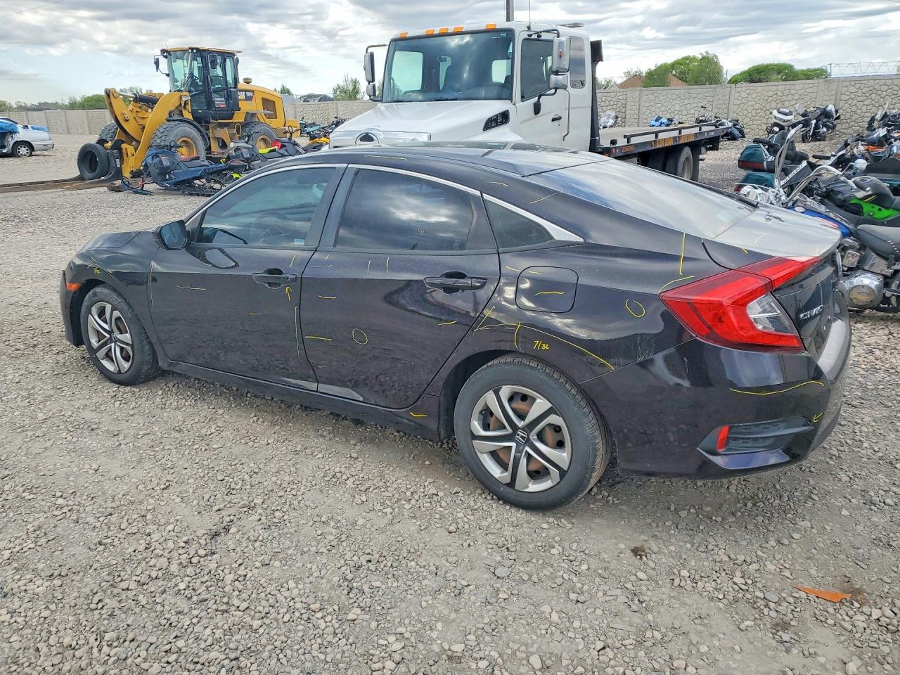2016 HONDA CIVIC LX photo 3