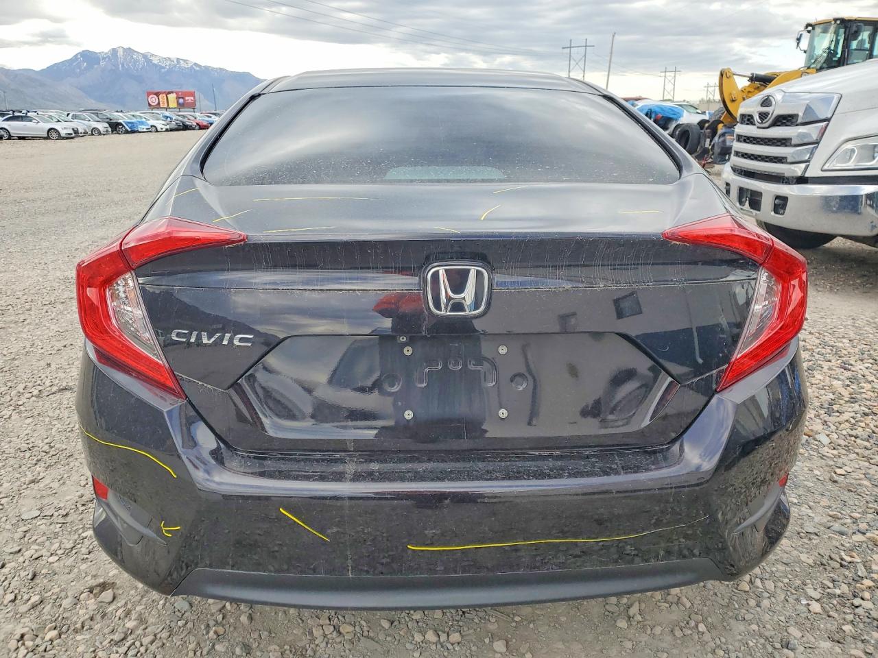 2016 HONDA CIVIC LX photo 11