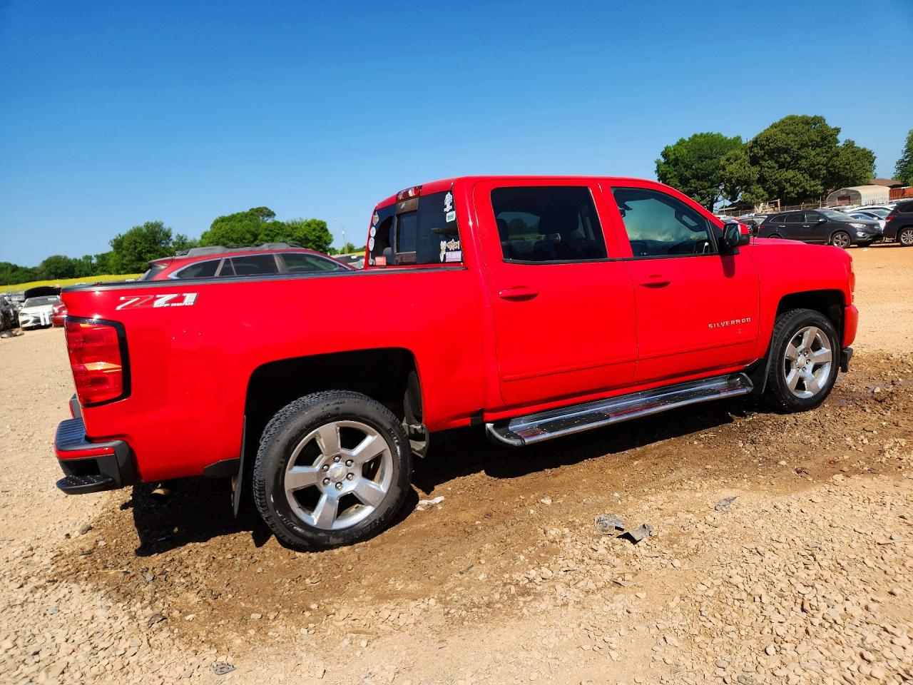 2018 CHEVROLET SILVERADO K1500 LT photo 5
